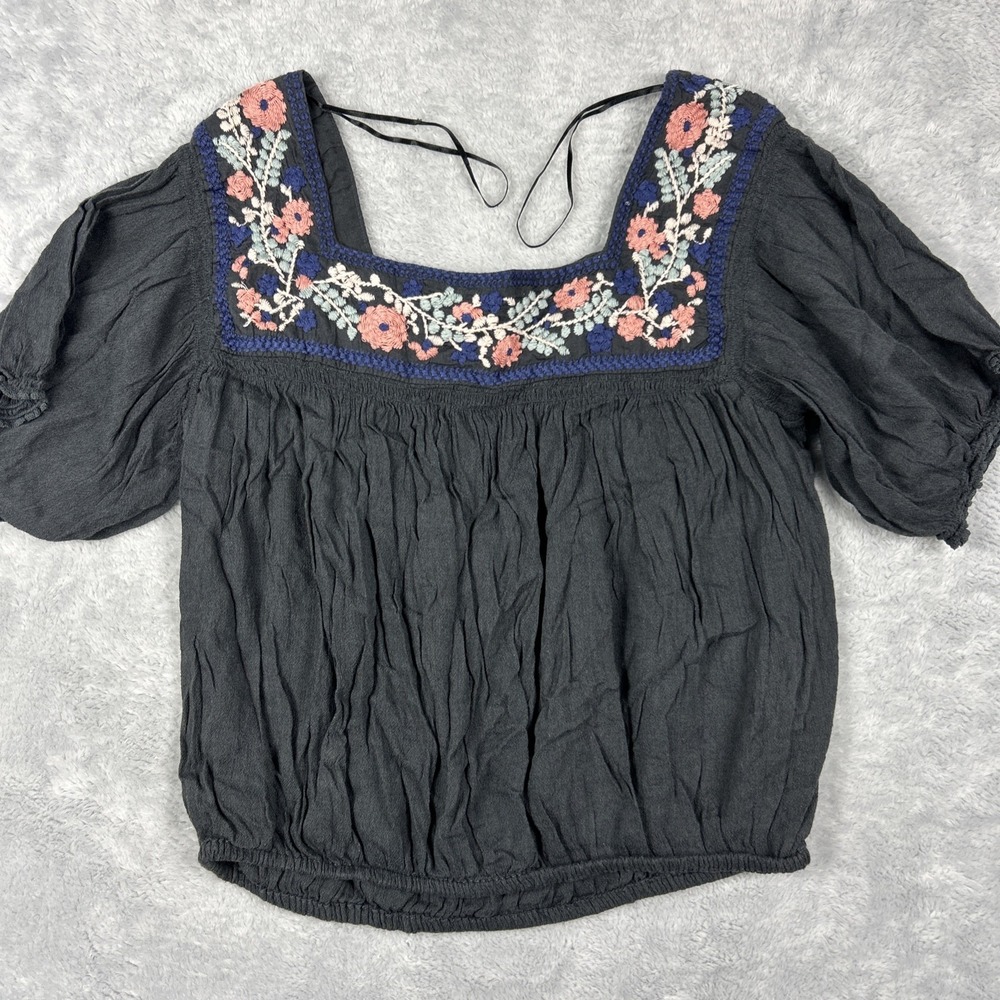 American Eagle Women's Top Medium Gray Embroidered Peasant Boho Gypsy - Picture 5 of 5